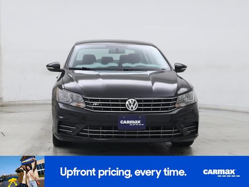 2017 Volkswagen Passat R-Line
