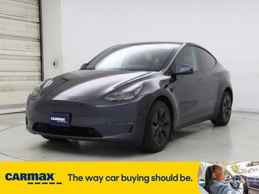 2025 Tesla Model Y Long Range