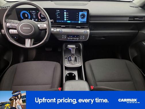 White 2025 Hyundai KONA SEL