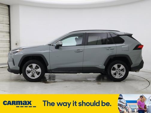 2022 Toyota RAV4 Hybrid XLE
