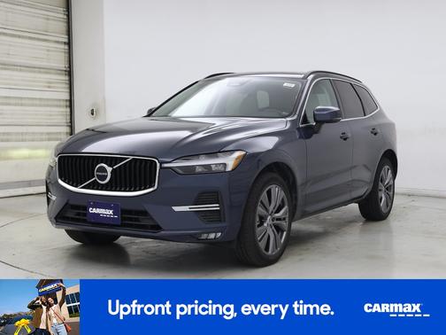 2022 Volvo XC60 B5 Momentum