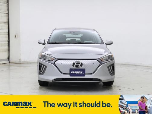 2020 Hyundai IONIQ EV SE