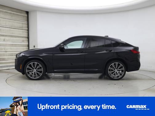 Black 2022 BMW X4 XDrive30i