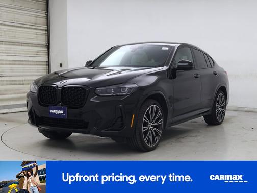 Black 2022 BMW X4 XDrive30i
