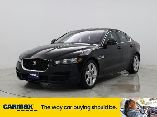 2017 Jaguar XE Prestige