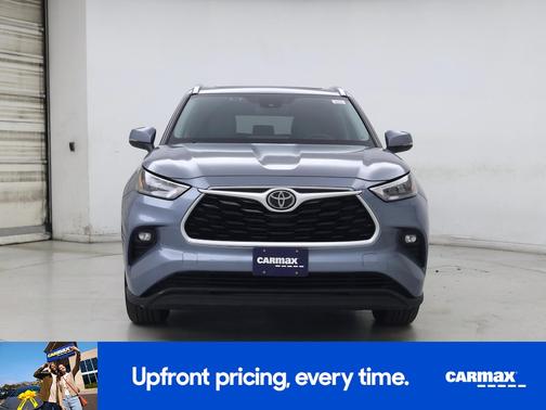 Blue 2020 Toyota Highlander XLE