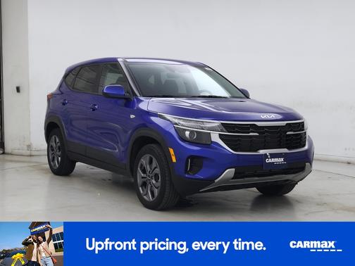 Blue 2024 Kia Seltos LX