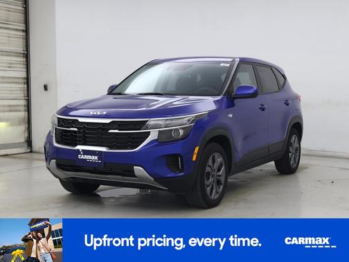 Blue 2024 Kia Seltos LX