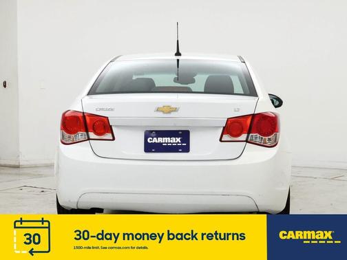 Photo 4 of 12 of 2014 Chevrolet Cruze 1LT