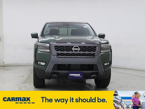 2025 Nissan Frontier SL