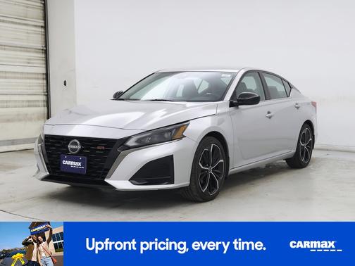2023 Nissan Altima SR