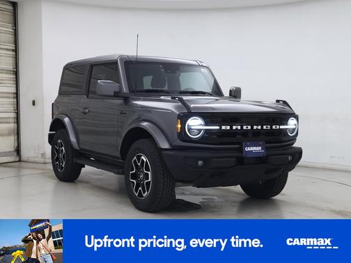 Gray 2022 Ford Bronco Outer Banks