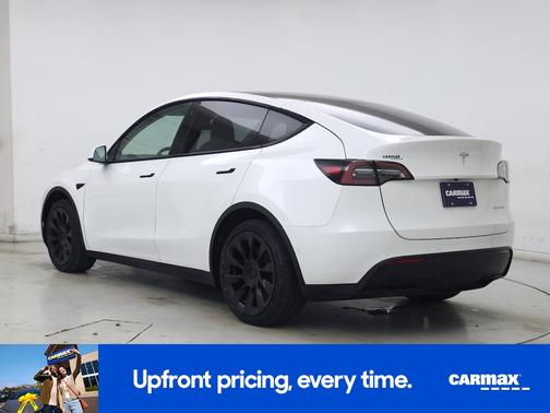 White 2023 Tesla Model Y Long Range
