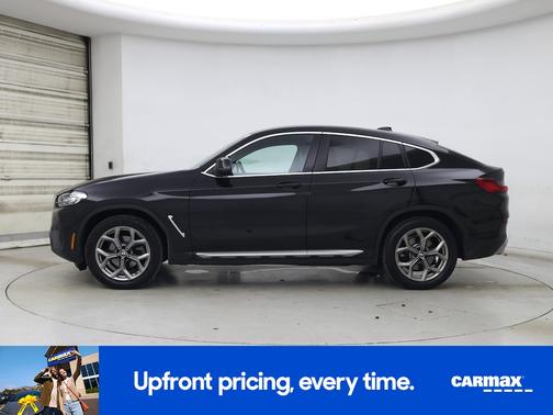 Black 2022 BMW X4 XDrive30i