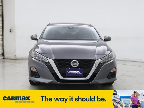 2021 Nissan Altima SV