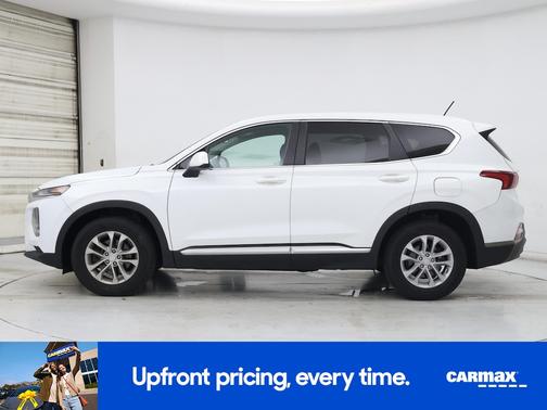 2019 Hyundai SANTA FE SE