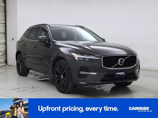 2022 Volvo XC60 B5 Momentum