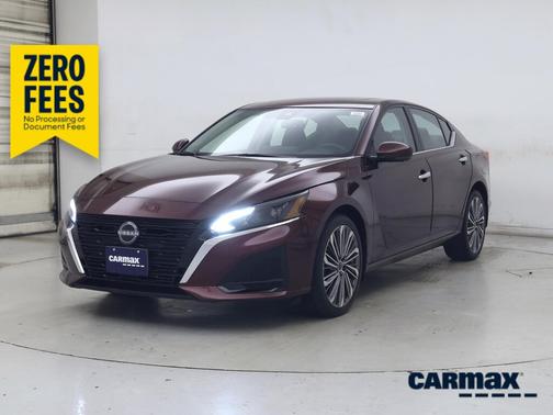 Burgundy 2023 Nissan Altima SL