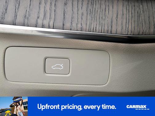 2023 Volvo XC90 B5 Plus