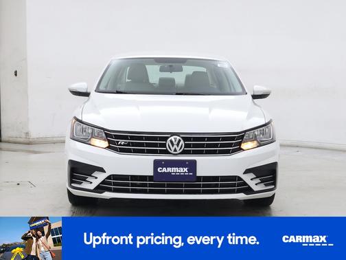 2017 Volkswagen Passat R-Line