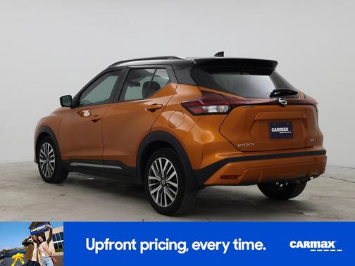 2021 Nissan Kicks SR