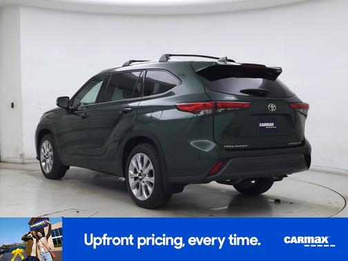Green 2023 Toyota Highlander Limited
