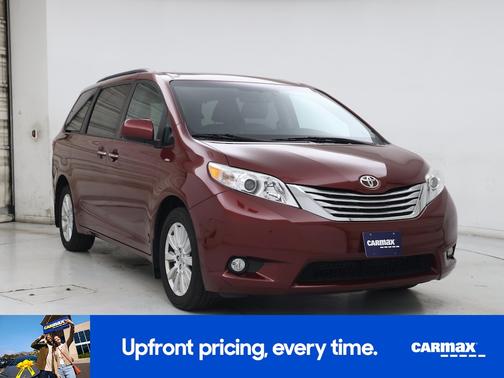 2017 Toyota Sienna XLE