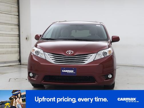 2017 Toyota Sienna XLE