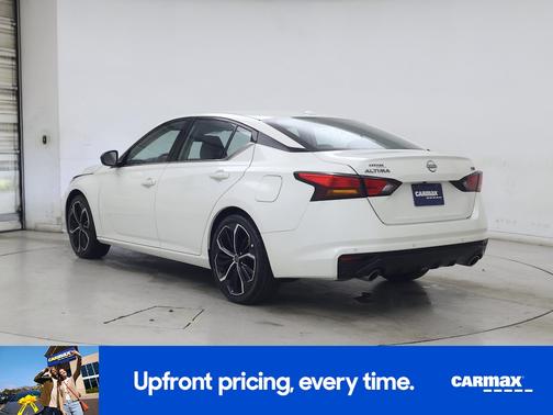 White 2024 Nissan Altima SR