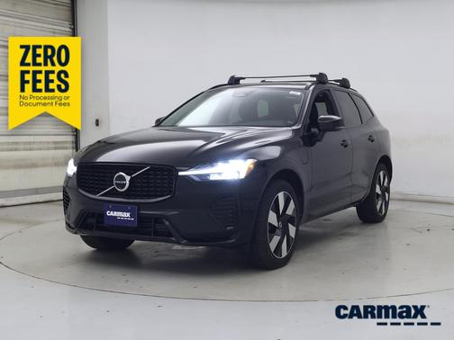 Black 2024 Volvo XC60 Recharge Plug-In Hybrid T8 Plus Dark Theme