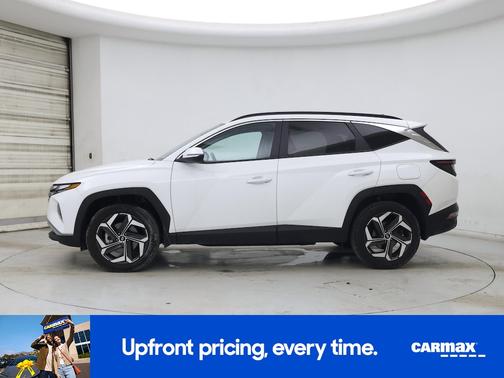 White 2023 Hyundai TUCSON SEL
