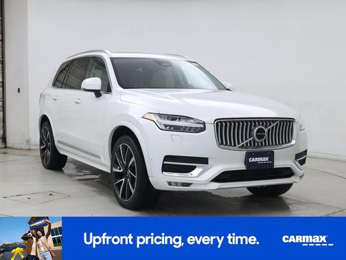 2024 Volvo XC90 B6 Plus Bright Theme