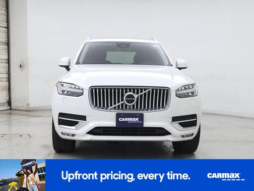 2023 Volvo XC90 B6 Plus