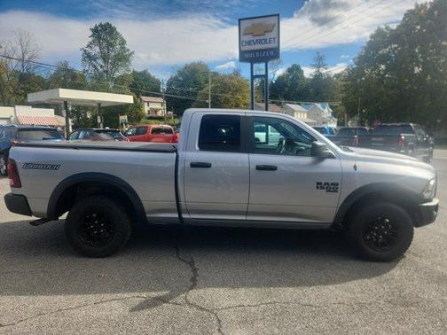 Billet Silver Metallic Clearcoat 2021 RAM 1500 Classic SLT