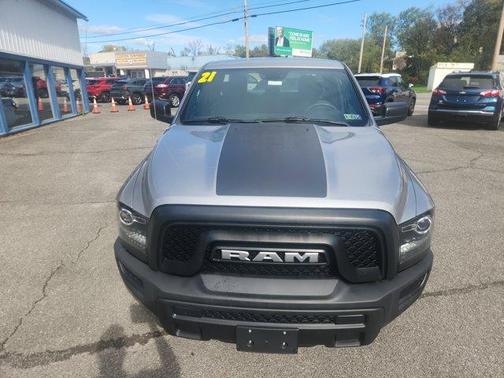 Billet Silver Metallic Clearcoat 2021 RAM 1500 Classic SLT