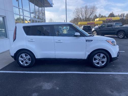 2017 Kia Soul Base