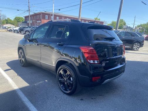 Mosaic Black Metallic 2019 Chevrolet Trax Premier