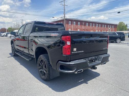 Black 2022 Chevrolet Silverado 1500 Custom Trail Boss