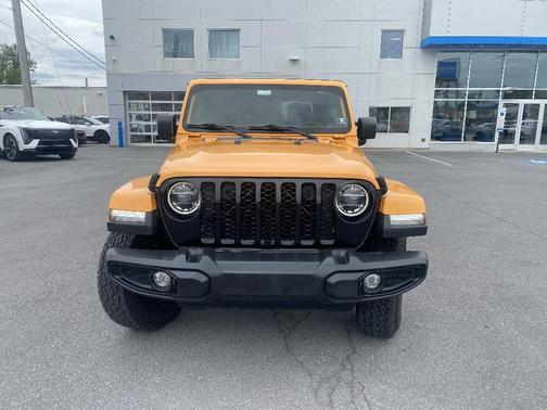 Nacho Clearcoat 2021 Jeep Gladiator Sport