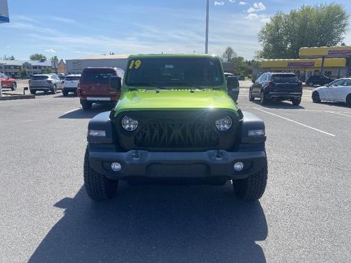 Green 2019 Jeep Wrangler Unlimited Sport