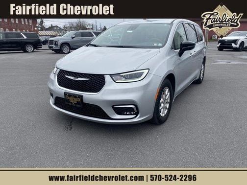 Silver Mist Clearcoat 2024 Chrysler Pacifica Touring-L