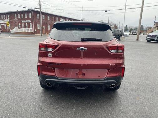 Crimson Metallic 2022 Chevrolet Trailblazer RS