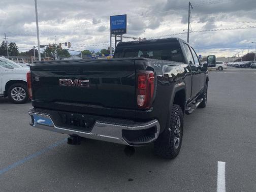 Onyx Black 2021 GMC Sierra 2500 SLE