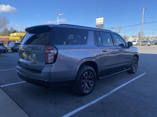 2022 Chevrolet Suburban Z71