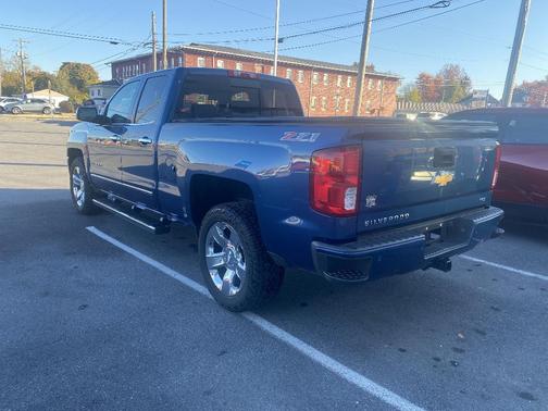 Deep Ocean Blue Metallic 2017 Chevrolet Silverado 1500 LTZ