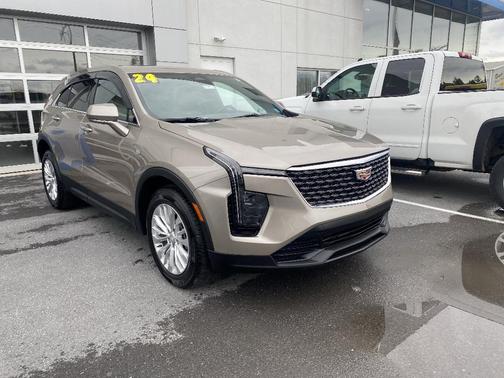 2024 Cadillac XT4 Luxury