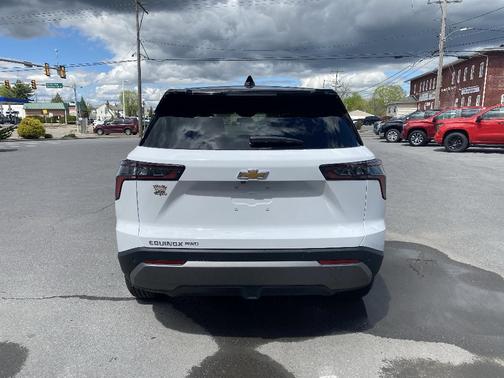 Summit White 2026 Chevrolet Equinox LT