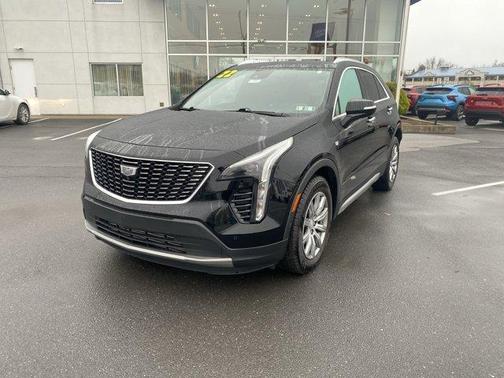 Stellar Black Metallic 2022 Cadillac XT4 Premium Luxury