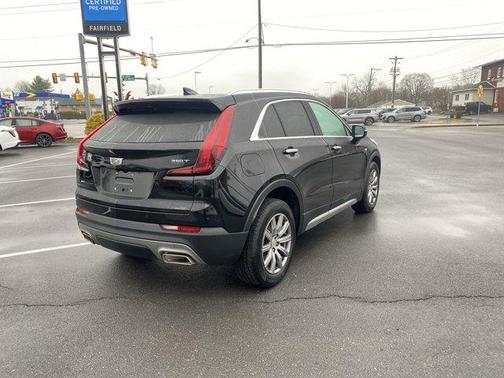 Stellar Black Metallic 2022 Cadillac XT4 Premium Luxury