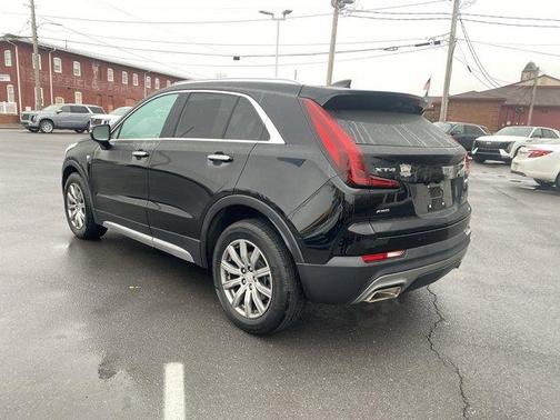 Stellar Black Metallic 2022 Cadillac XT4 Premium Luxury